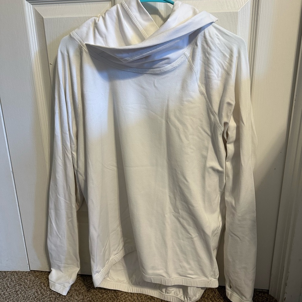White long sleeve lululemon jacket